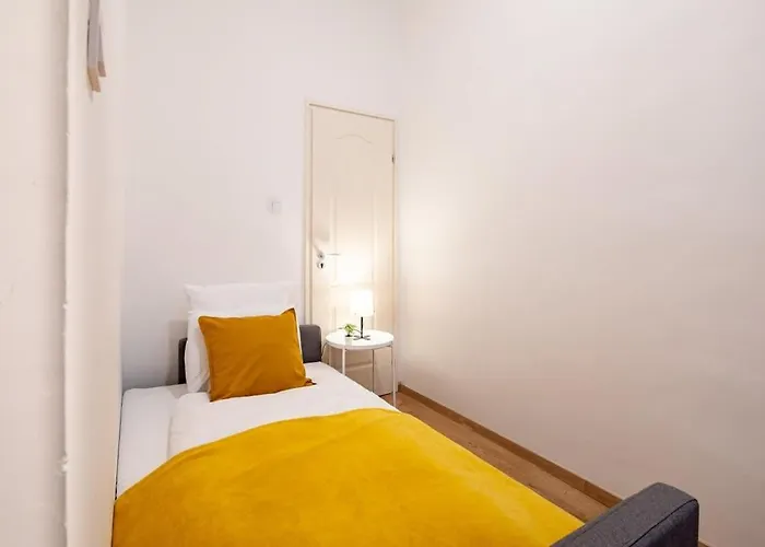 - Comfy - Relaxing Sleep Budapest